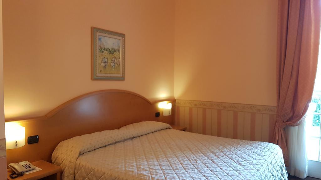 Hotel Gardenia & Villa Charme Adults Friendly 4Star Service Bardolino Ngoại thất bức ảnh