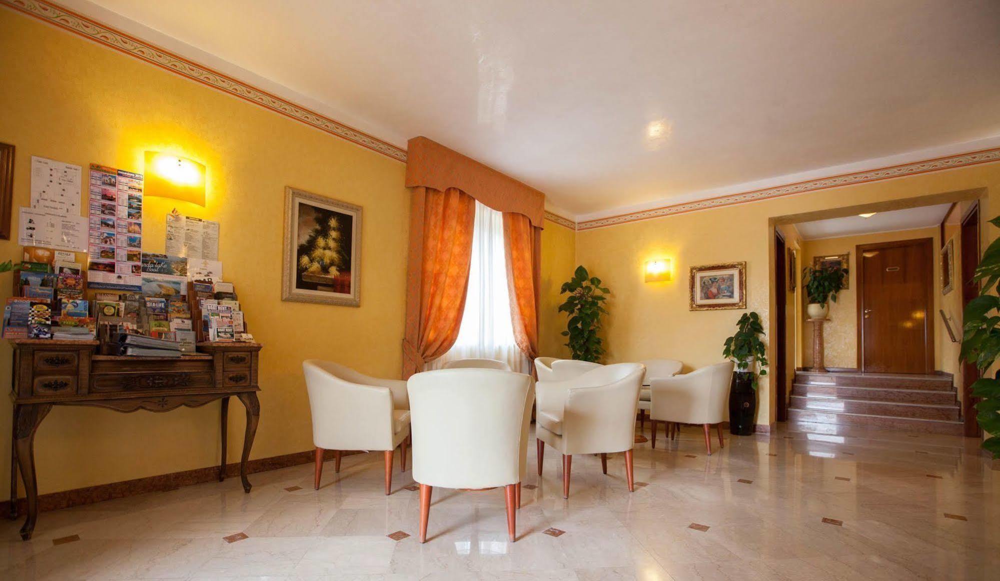 Hotel Gardenia & Villa Charme Adults Friendly 4Star Service Bardolino Ngoại thất bức ảnh