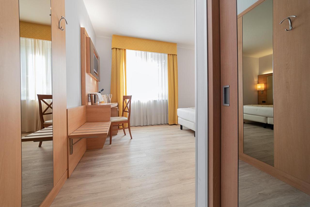 Hotel Gardenia & Villa Charme Adults Friendly 4Star Service Bardolino Ngoại thất bức ảnh