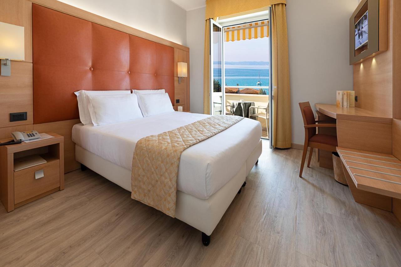 Hotel Gardenia & Villa Charme Adults Friendly 4Star Service Bardolino Ngoại thất bức ảnh