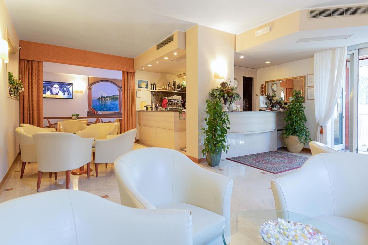 Hotel Gardenia & Villa Charme Adults Friendly 4Star Service Bardolino Ngoại thất bức ảnh
